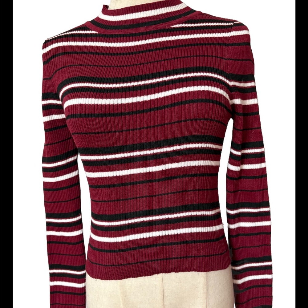 LU NYC Women’s Sweater Crew Neck Striped youth large